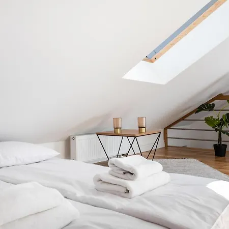 Διαμέρισμα Riverside Premium Class - By Upstairs Krasków