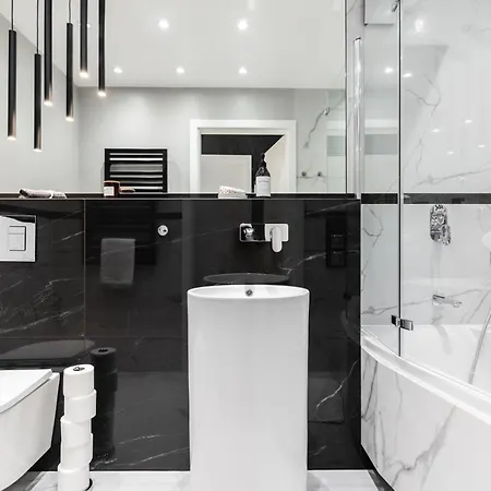 Riverside Premium Class - By Upstairs * Krakkó