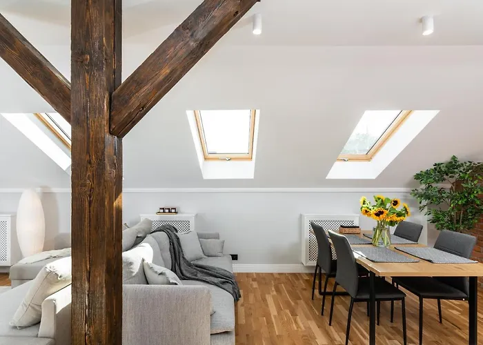 Riverside Premium Class - By Upstairs Apartment